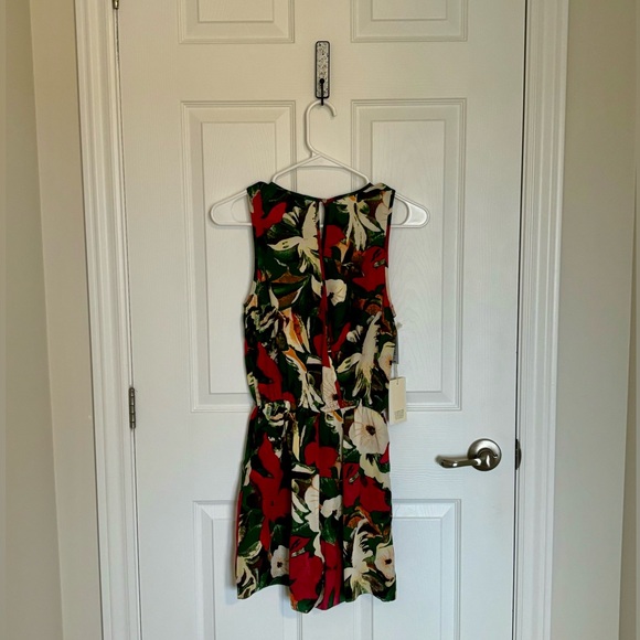 Aritzia Wilfred Rive Romper Floral Print. - Picture 3 of 6